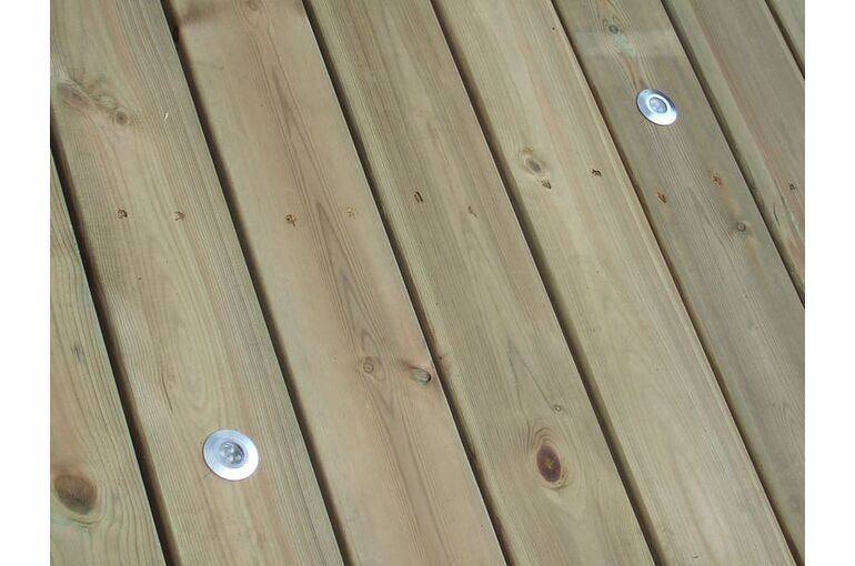 decking-wood-deck-lights